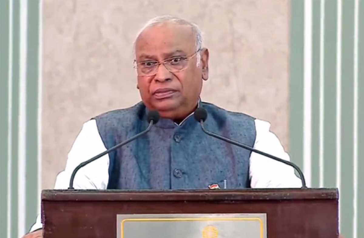 मणिपुर हिंसा पर राज्यसभा को जानकारी दें पीएम, सदन में चर्चा और वोटिंग हो : खरगे